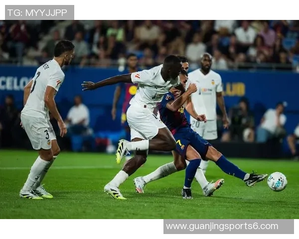 激情四溢的巴塞罗那足球比赛带你领略西甲魅力与球队荣耀 激情四溢的巴塞罗那足球比赛带你领略西甲魅力与球队荣耀