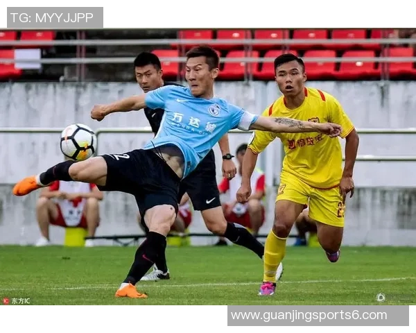 中国男子国家足球队奋战国际赛场展现拼搏精神与团队合作魅力